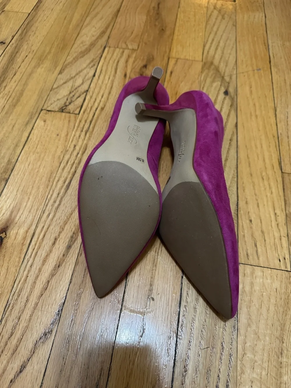 Suede Pointed-Toe Pumps in Deep Magenta - Women - Picture 4 of 6